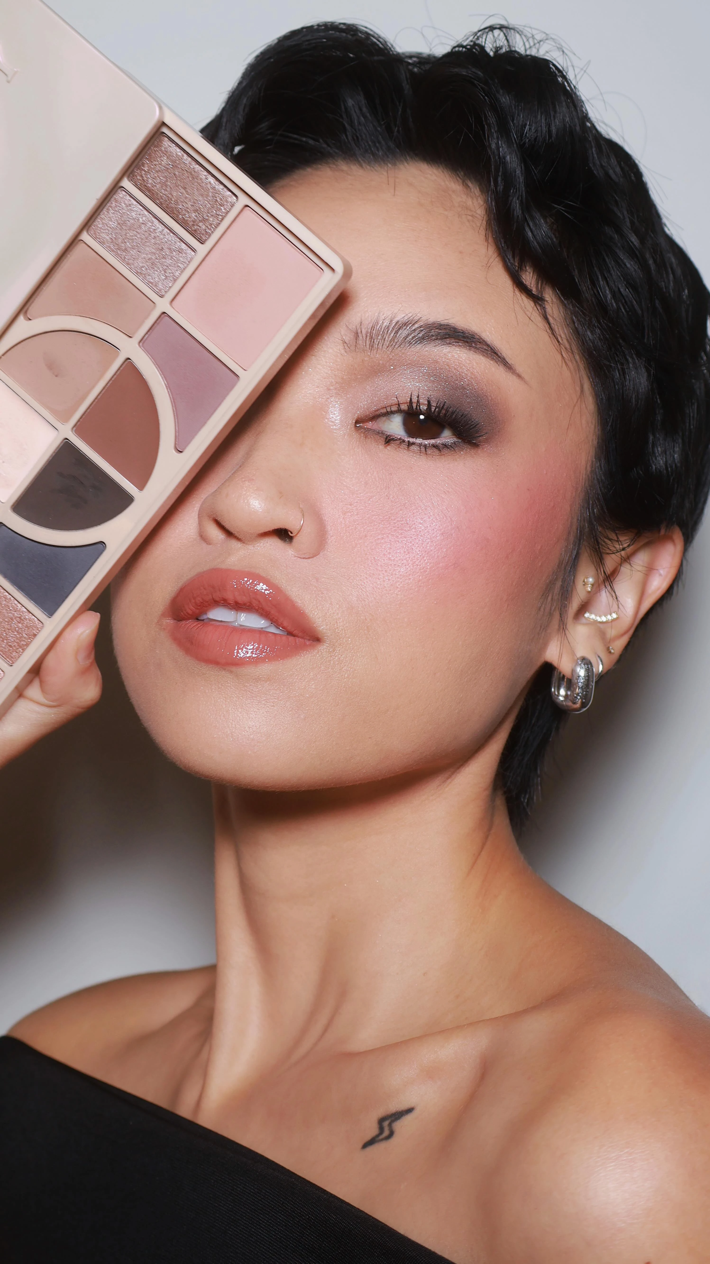 Cut Crease Makeup Tutorial with Urban Decay