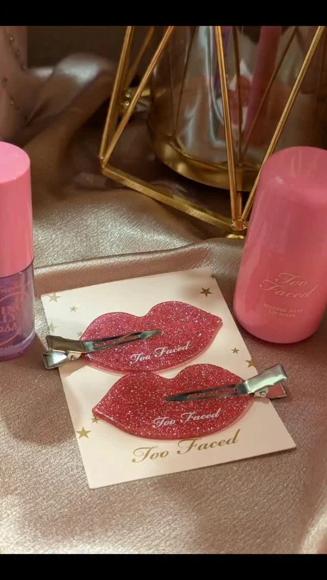 Toofaced Kissing  Jelly Lip Oil Gloss