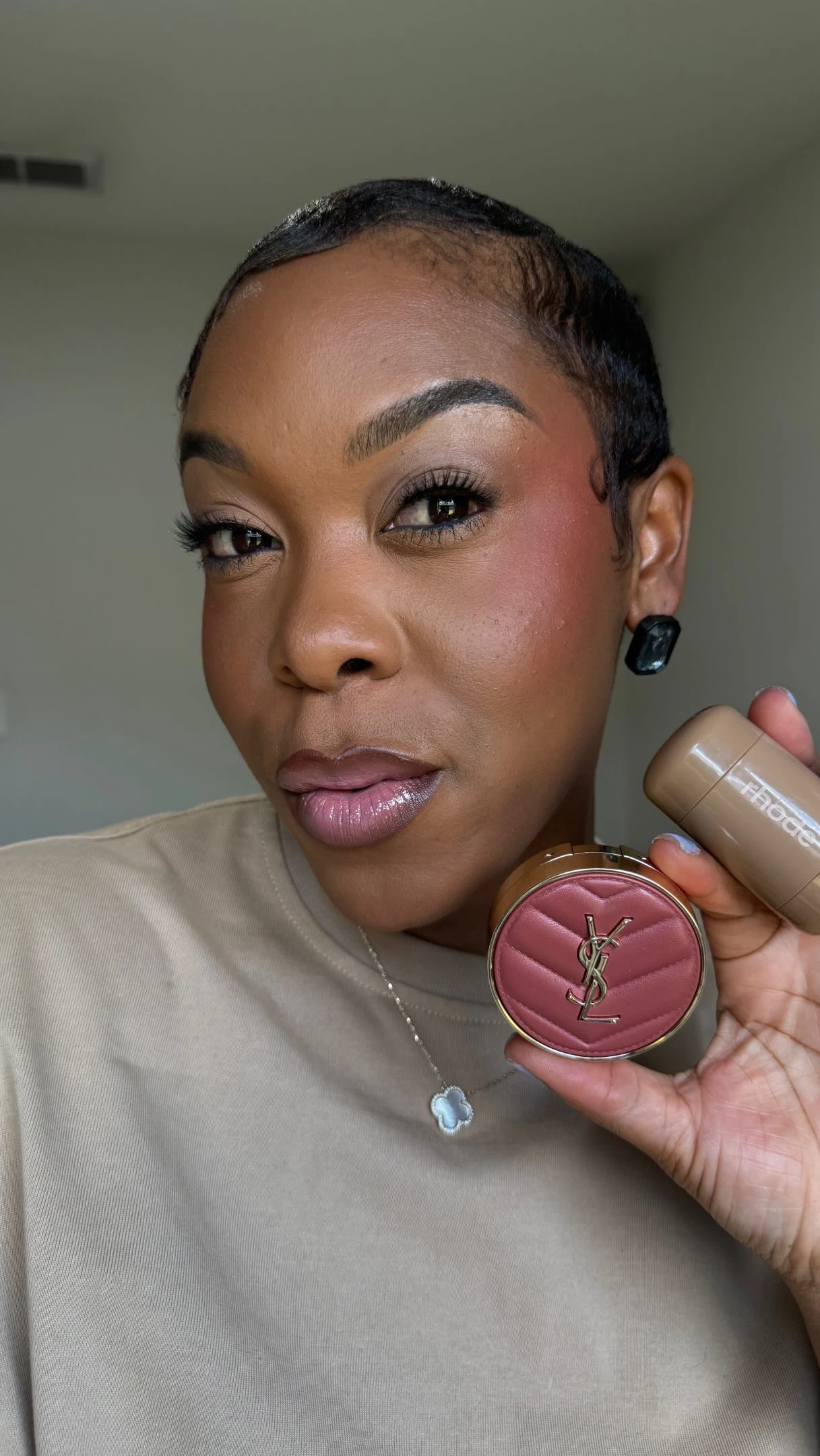 A very goodt blush combo!
