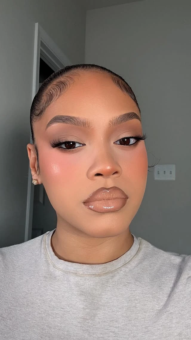 THE PERFECT SOFT GLAM