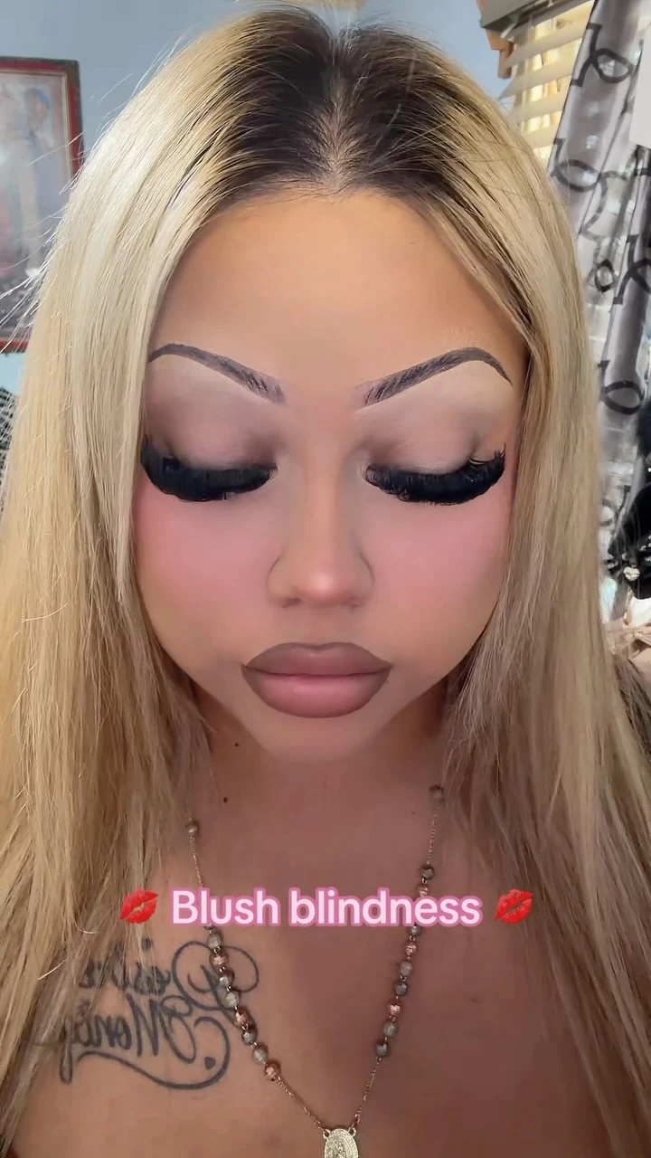 Blush Blindess 🩷