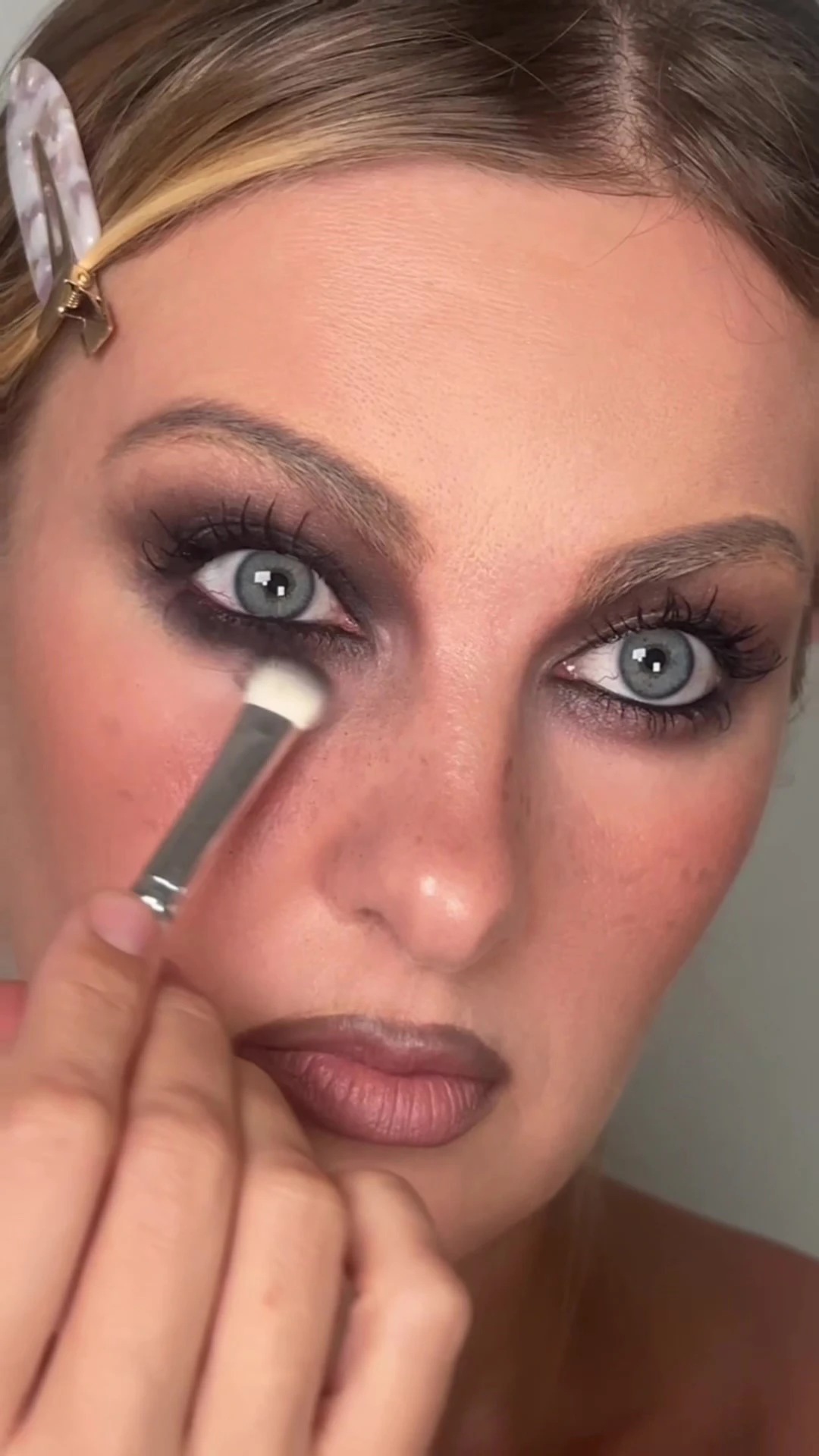 Black smoky eyes, Gucci inspired