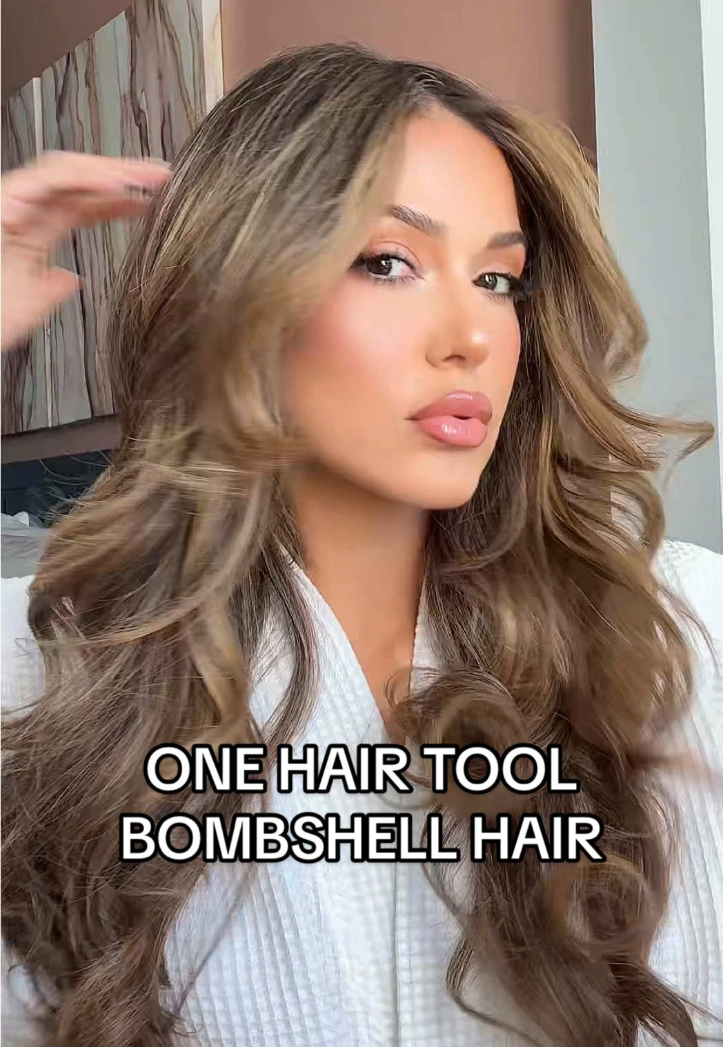 BOMBSHELL HAIR