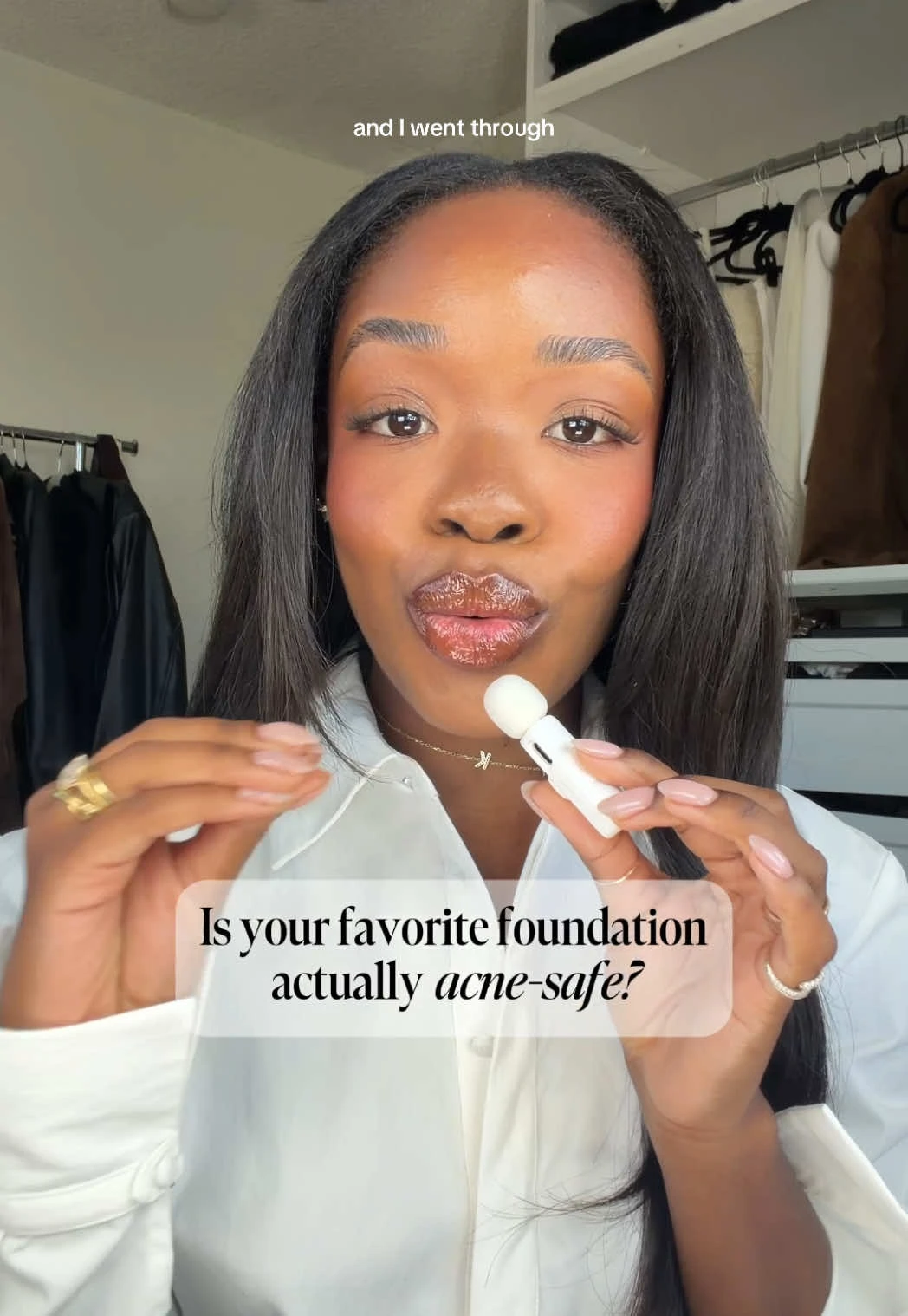 Acne-safe foundations